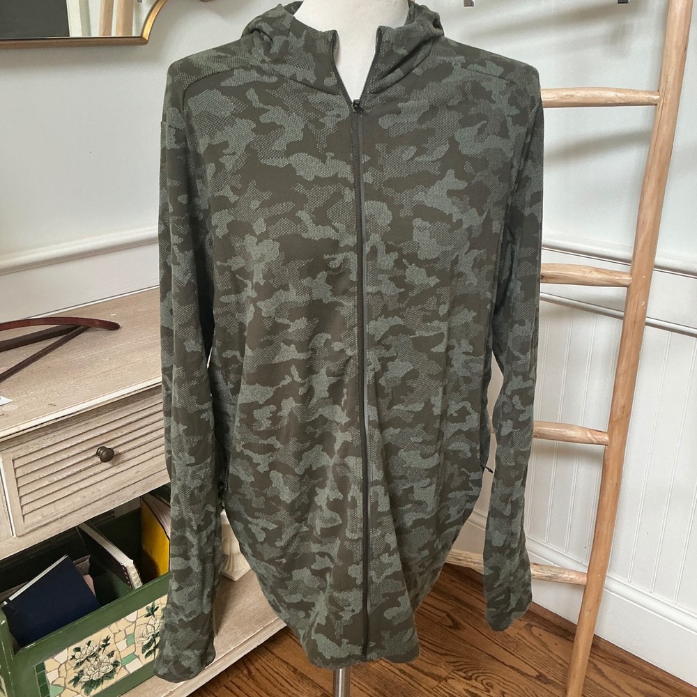 Lululemon Camo Full Zip Hoodie Olive Green XL Activewear Jacket